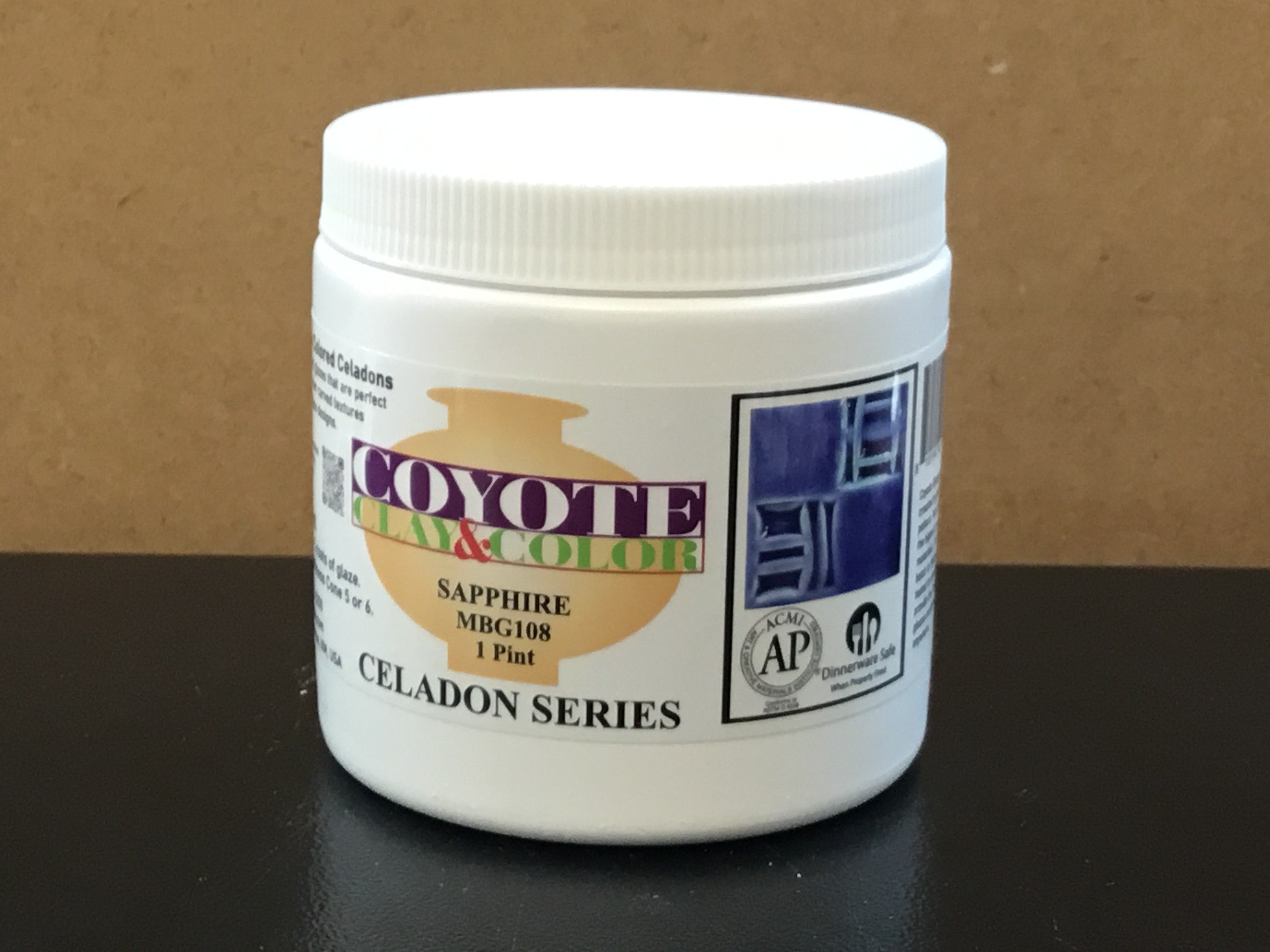 Coyote Sapphire Pint MBG108 Celadon