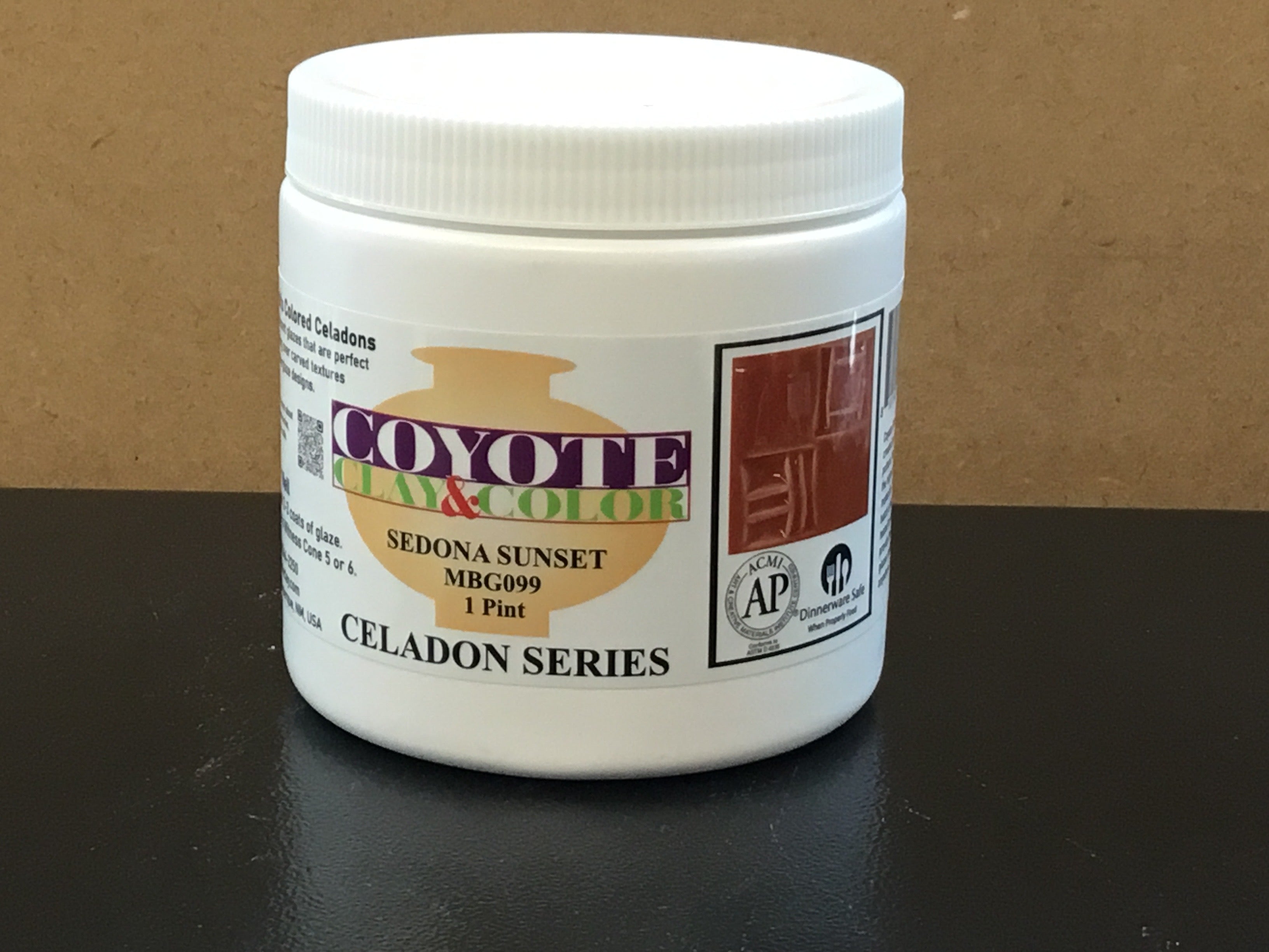 Coyote Sedona Sunset Pint Celadon MBG099