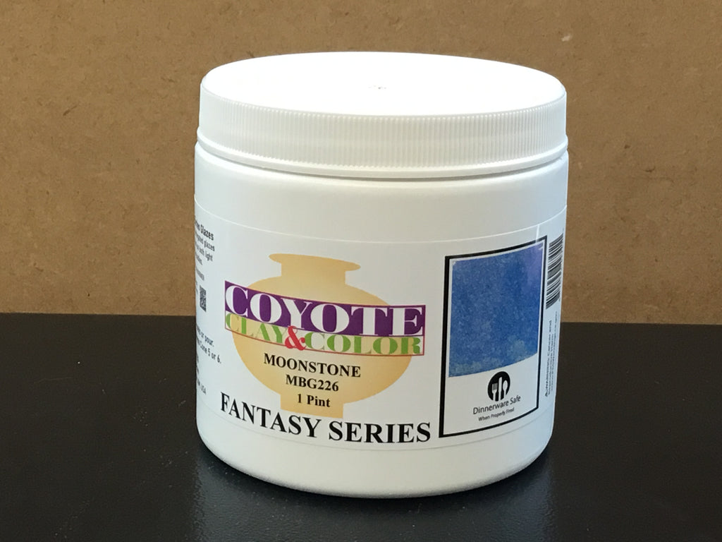 Coyote Moonstone Pint MBG226 Fantasy