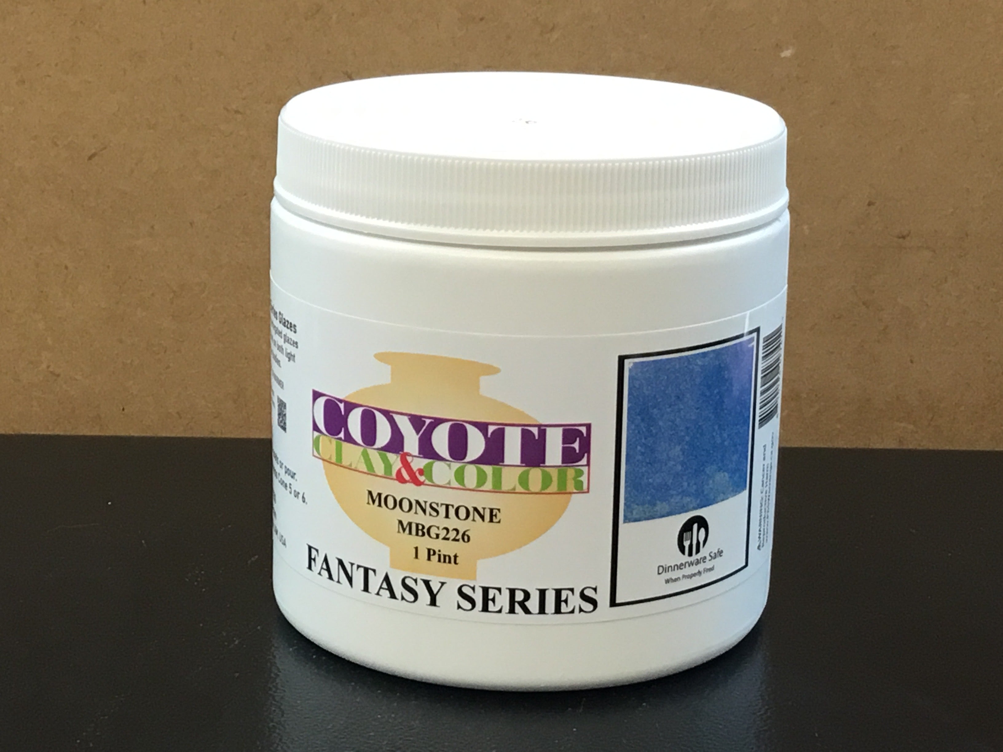 Coyote Moonstone Pint MBG226 Fantasy